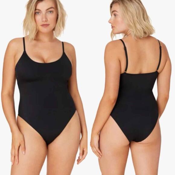 Andie The Amalfi Long Torso One-Piece Swimsuit Size Medium Black - Picture 6 of 8